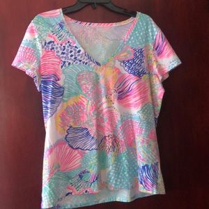 Like new Lilly Pulitzer t shirt